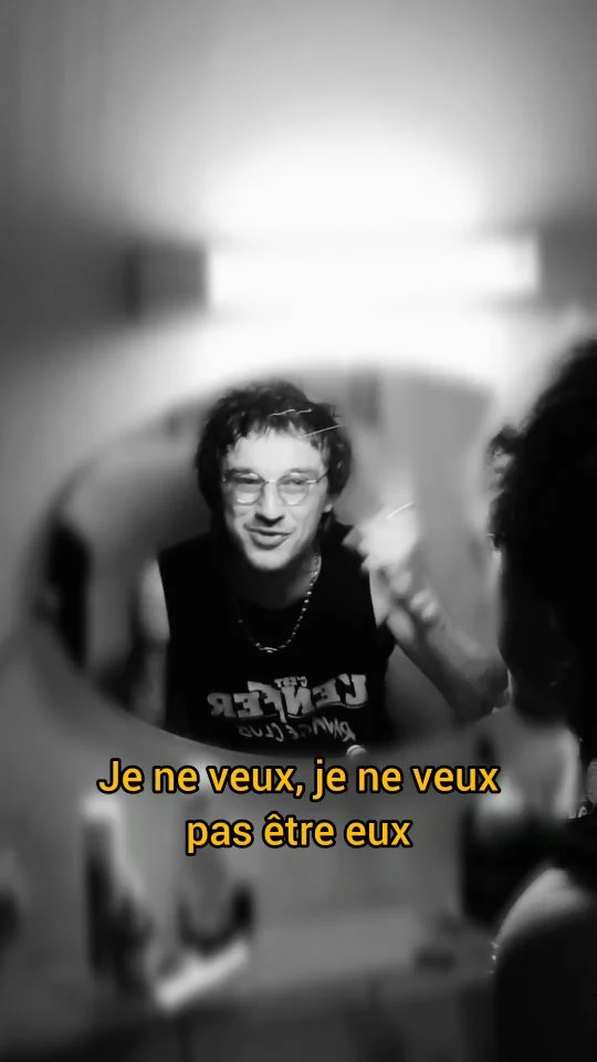 💥PARCE QUE LES SEULS GENS QUI M'INTÉRESSENT SONT LES FOUS FURIEUX, LES FURIEUX DE LA VIE, LES FURIEUX DU VERBE, QUI VEULENT TOUT À LA FOIS💥 (Jack Kerouac)
C'est l'enfer - extrait de notre premier EP dispo partout 

#rockfrançais #frenchrock #indierock #ravageclub